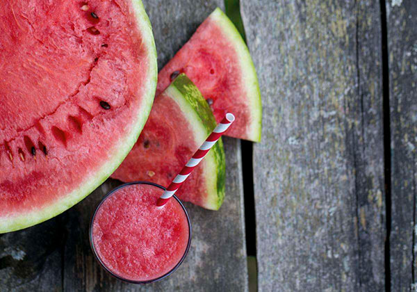 Suco refrescante de melancia