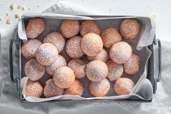 Receita de bolinhos de chuva com azeite de oliva espanhol